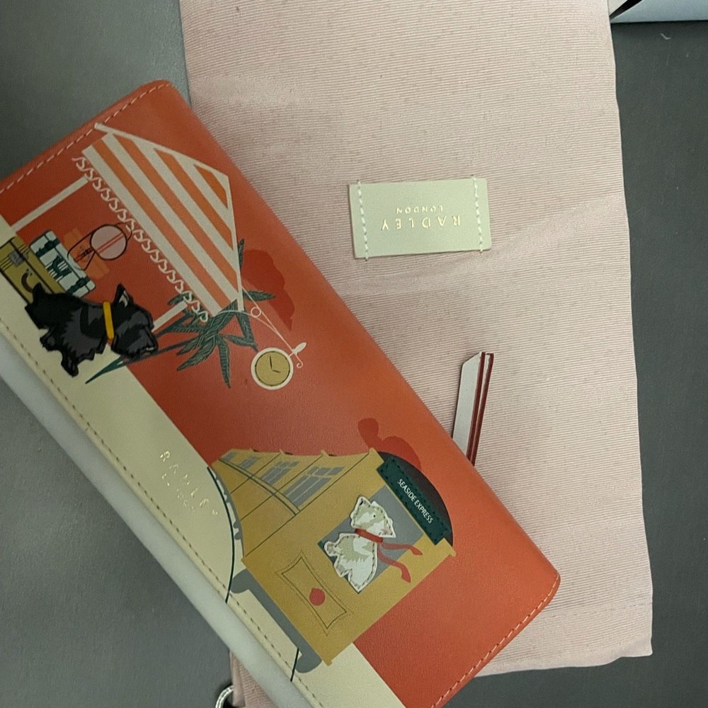 -Authentic Radley London Wallet